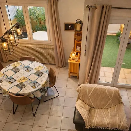 Maison Bord De Avec 2 Et Grande Mezzanine Agde