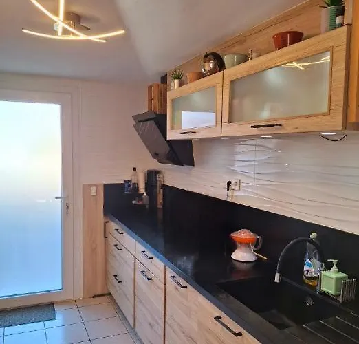 Semesterbostad Maison Bord De Avec 2 Et Grande Mezzanine Agde